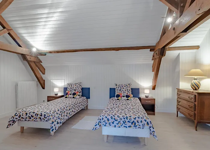 Du Cerisier Hébergement de vacances *